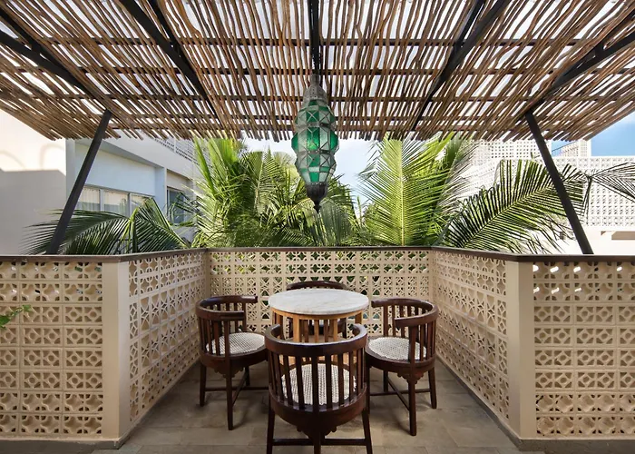 The Akmani Hotel 4*